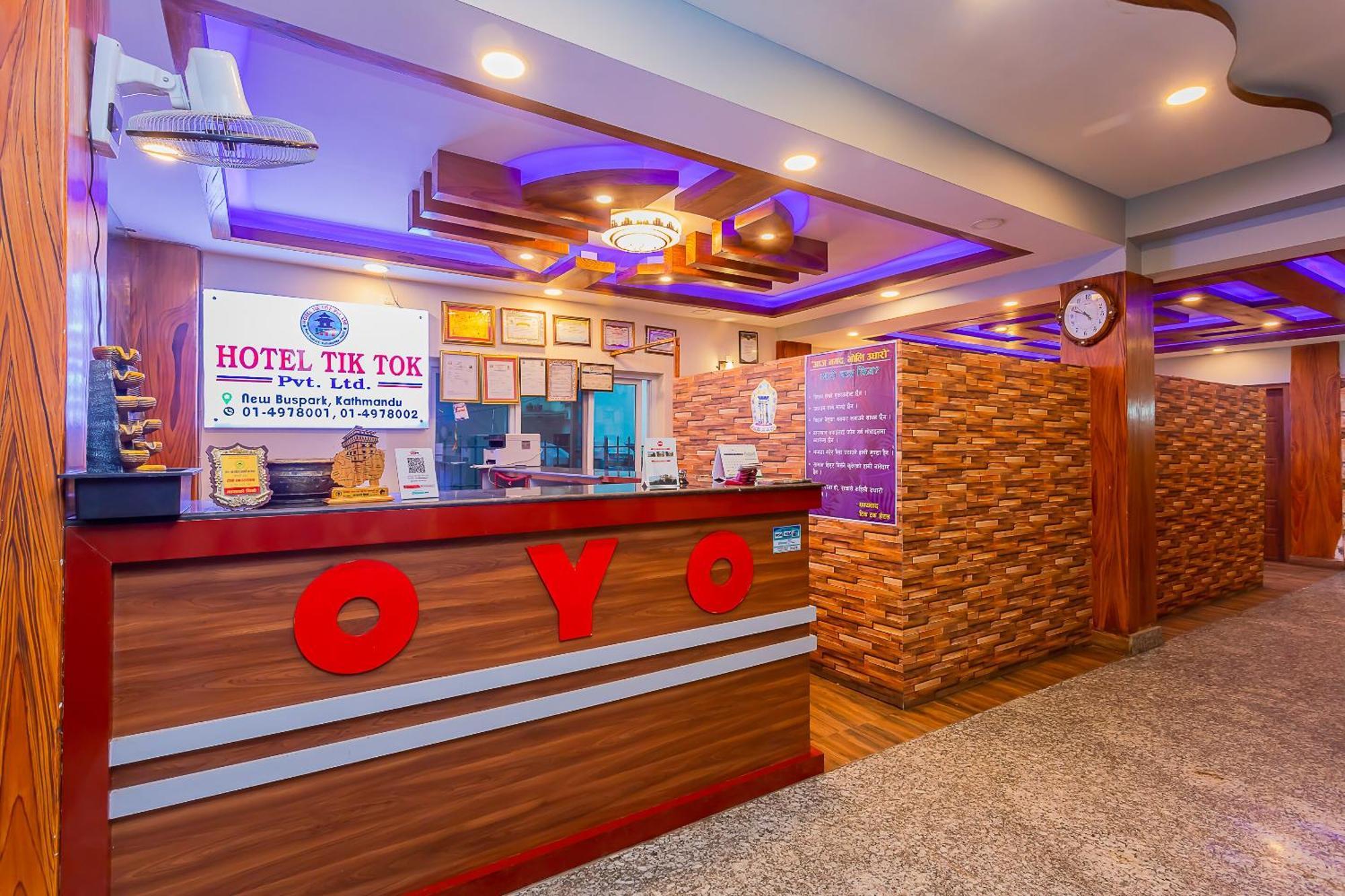 Oyo 799 Hotel Tik Tok Pvt Ltd. Kathmandu Buitenkant foto